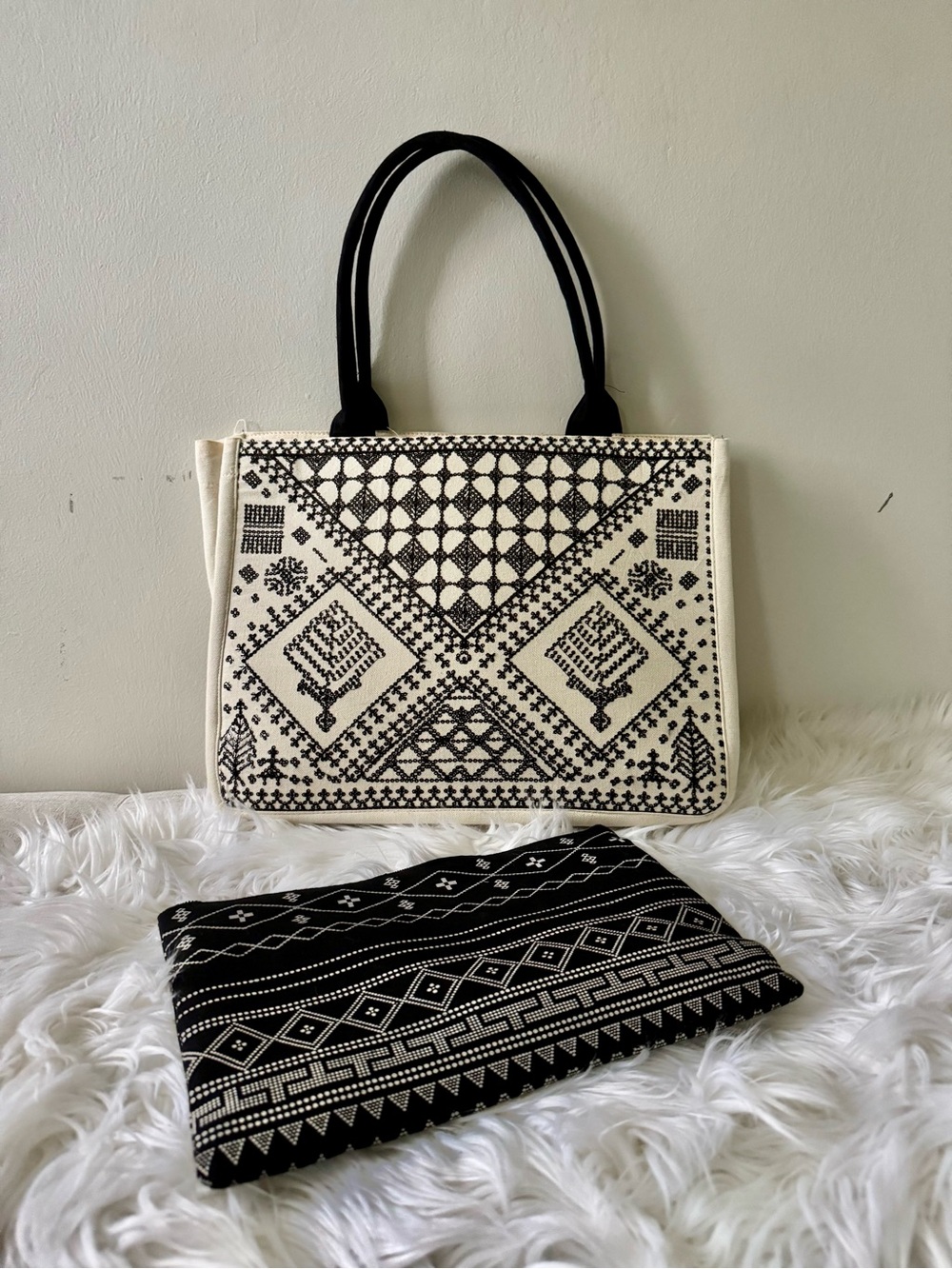 2 Khaadi Ivory Black Geometric Tote Bag Beads Embroidered  and Pouch